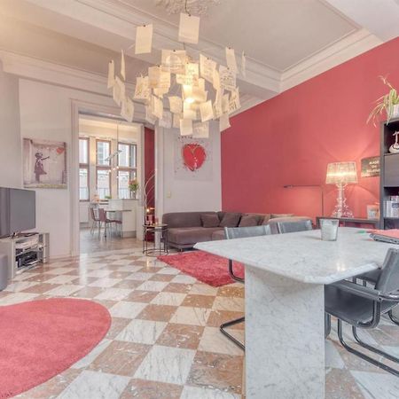 Duplex 2 Chambres Situe Au Centre Du Coeur Historique De 列日 外观 照片