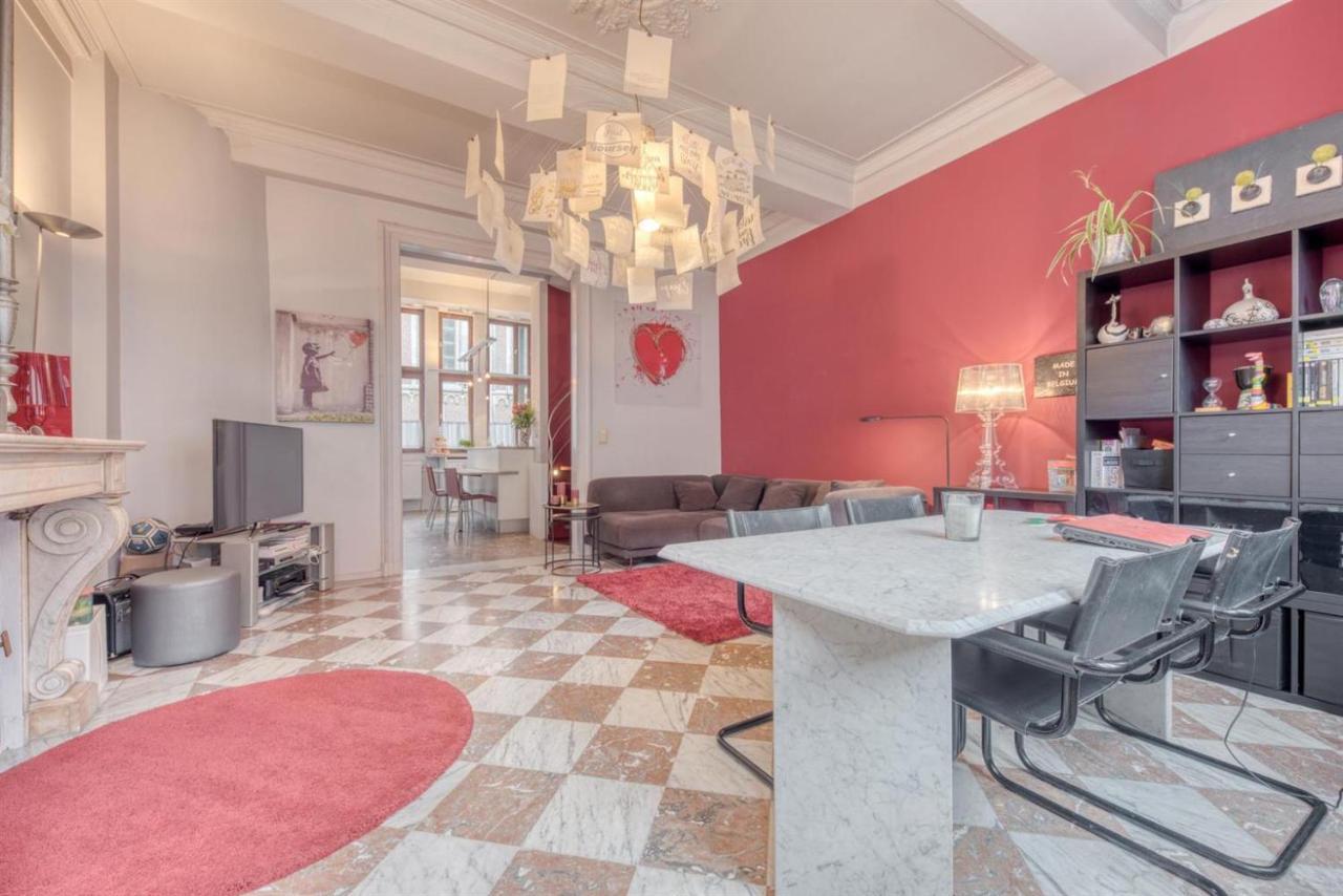Duplex 2 Chambres Situe Au Centre Du Coeur Historique De 列日 外观 照片