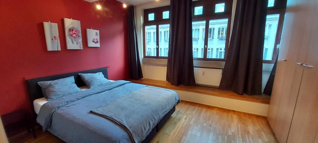 Duplex 2 Chambres Situe Au Centre Du Coeur Historique De 列日 外观 照片