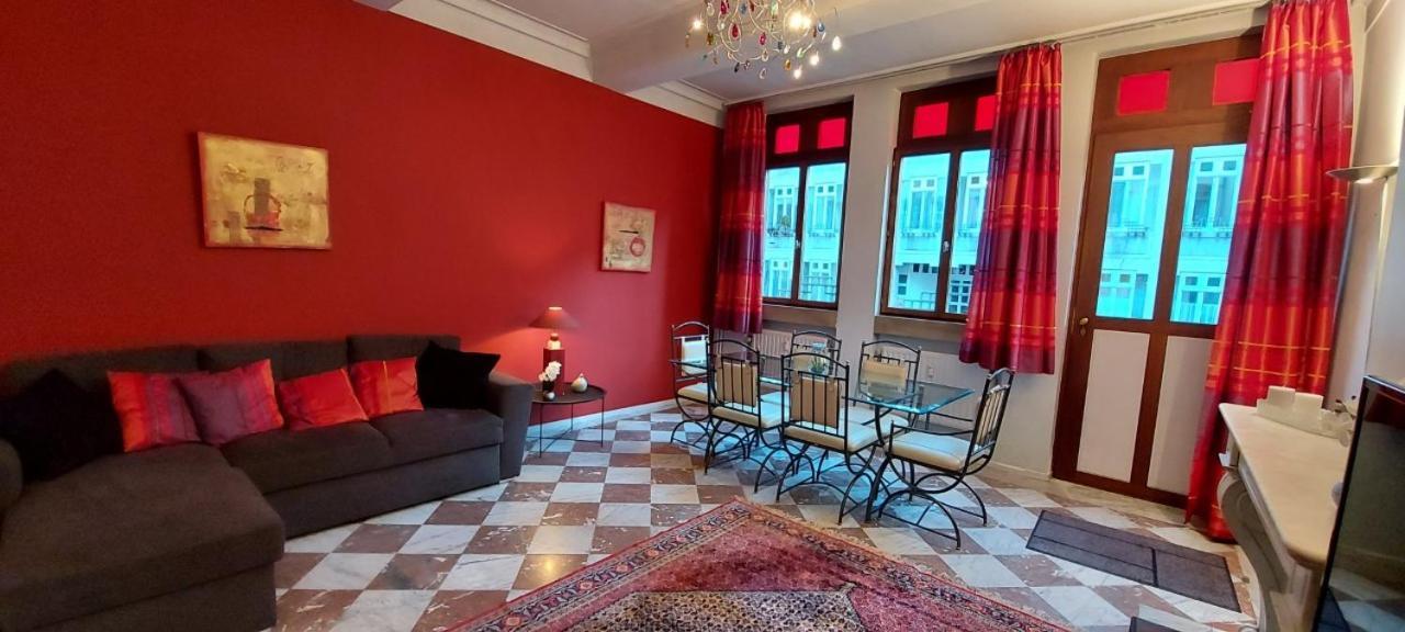 Duplex 2 Chambres Situe Au Centre Du Coeur Historique De 列日 外观 照片