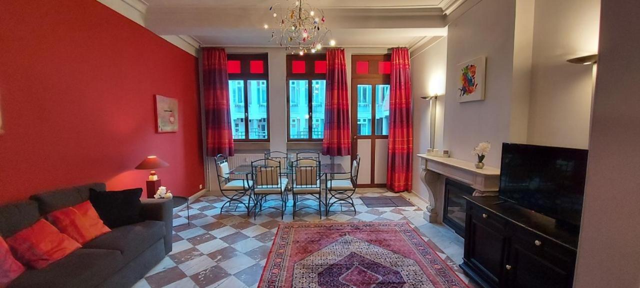 Duplex 2 Chambres Situe Au Centre Du Coeur Historique De 列日 外观 照片