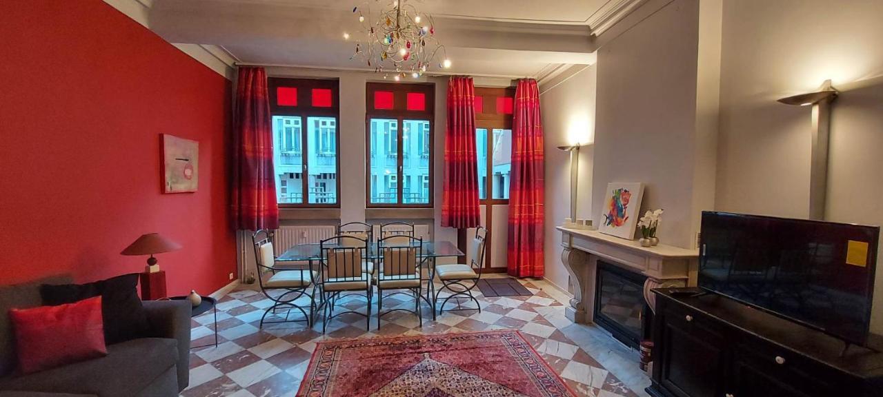 Duplex 2 Chambres Situe Au Centre Du Coeur Historique De 列日 外观 照片